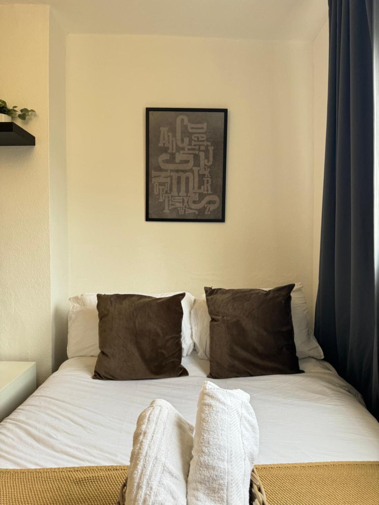 2 Bed Apt Sofa Bed Up To 6 Londra Esterno foto