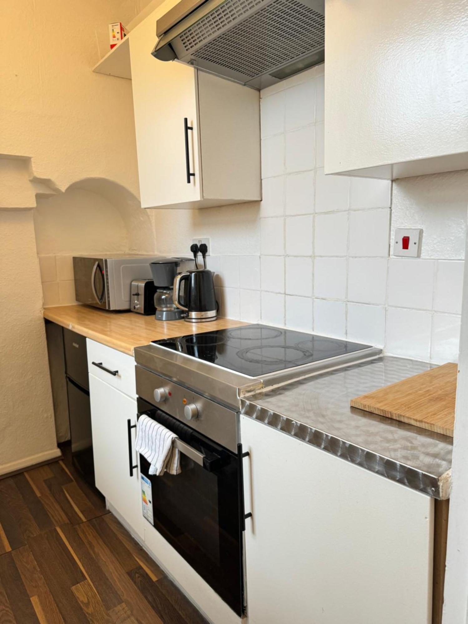 2 Bed Apt Sofa Bed Up To 6 Londra Esterno foto
