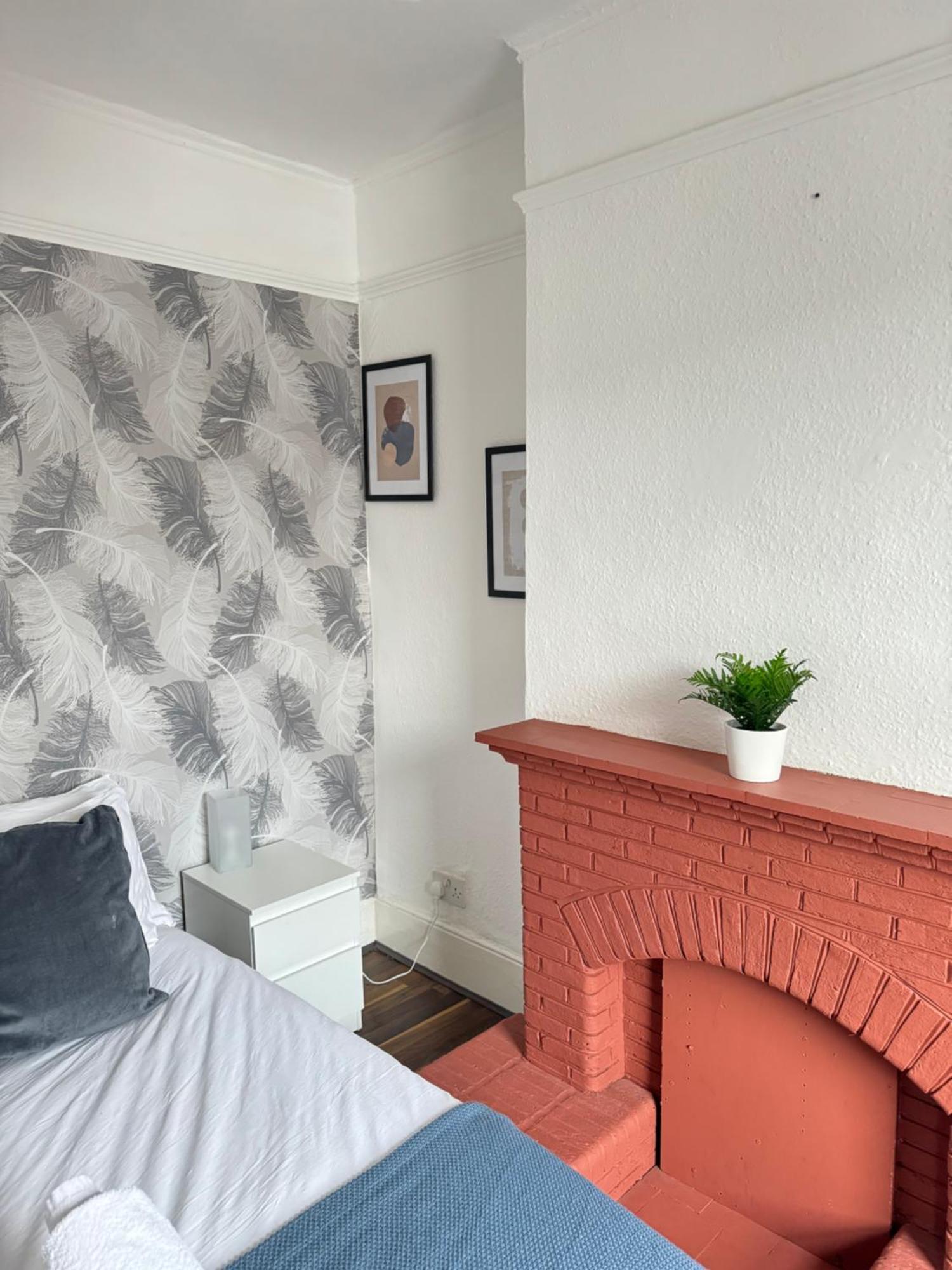 2 Bed Apt Sofa Bed Up To 6 Londra Esterno foto